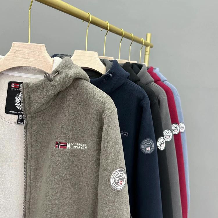 پلار اسپورت کلاهدار