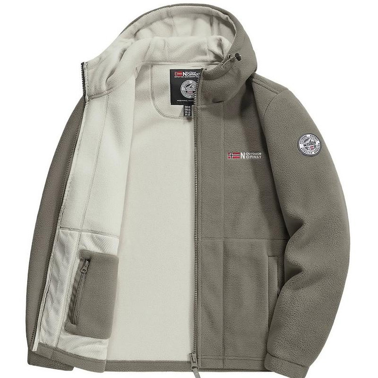 پلار اسپورت کلاهدار